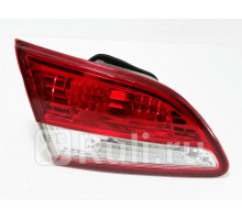 115-1311L-U - Фонарь левый задний в крышку багажника (DEPO) Nissan Almera G15 (2013-2018)