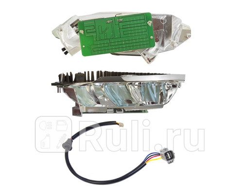 ST-324-2013CR - Противотуманная фара правая (SAT) Lexus NX (2014-2017)