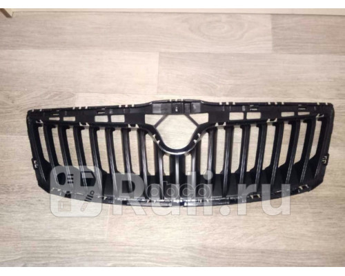 1Z0853668A9B9 - Решетка радиатора (VAG) Skoda Octavia A5 (2004-2009)