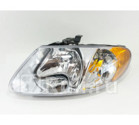 Фара передняя левая Chrysler Town&Country (2001-2004)